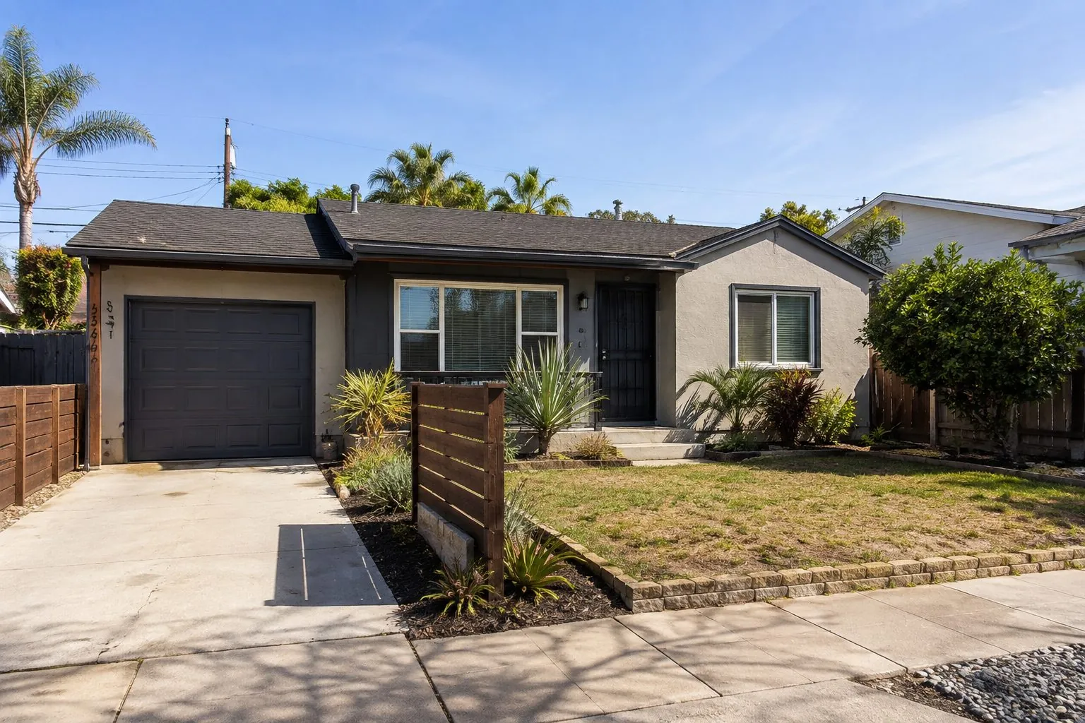 Single-story San Diego home before renovation